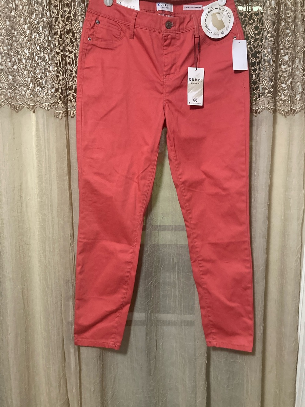 Curve Appeal Minimalist  Jegging